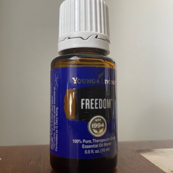 SOLD ON CROSSPOST - Picture 2 of 5